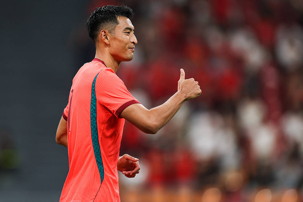 皇冠足球平台代理_热身赛-王子铭13分钟戴帽赵松源创历史 国足3-0完胜马尔代夫