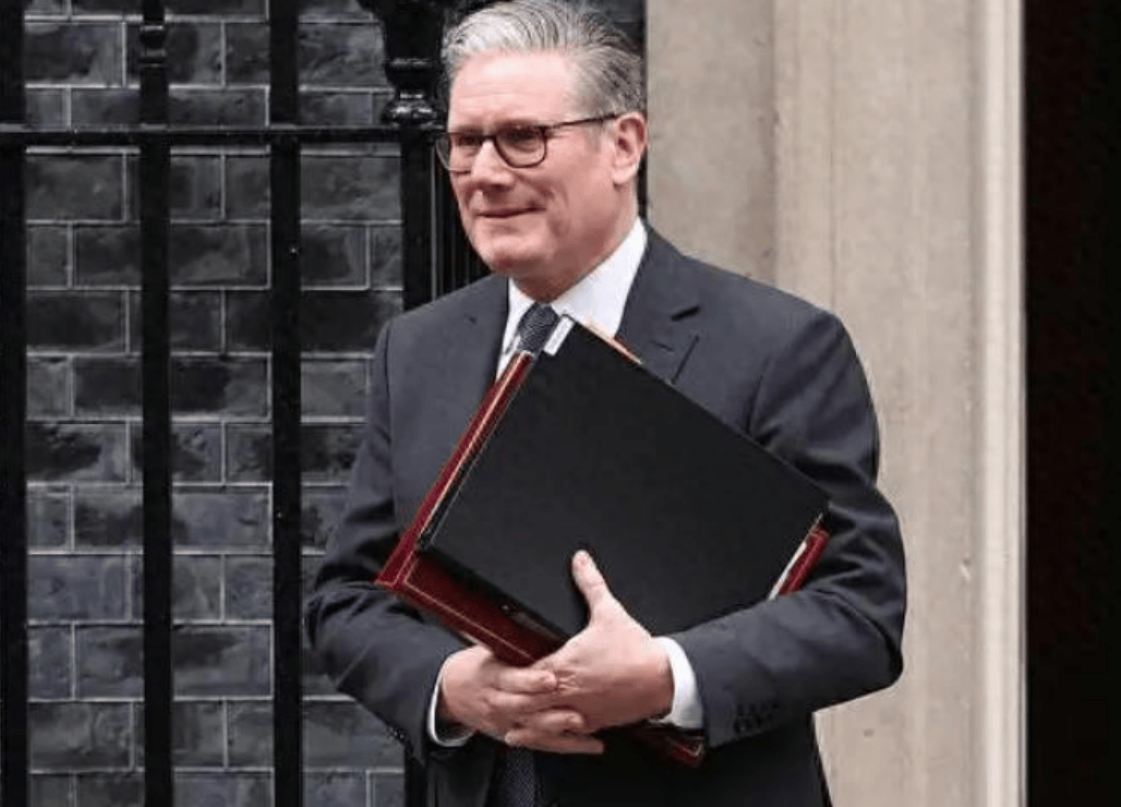 皇冠信用網登3代理
_特朗普说一不二皇冠信用網登3代理
，绝不让欧洲上桌，英国首相紧急致电无果，貌似准备要对俄罗斯让步？