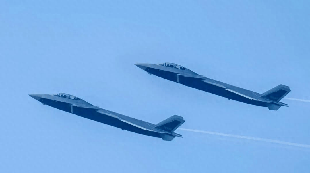 皇冠信用需要押金吗_美媒彻底坐不住了！歼-20现役有300架皇冠信用需要押金吗，歼-20S对美空军形成绝对碾压