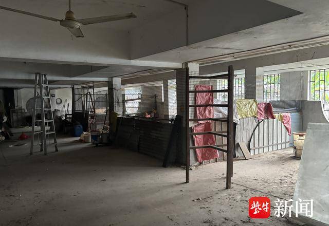 如何代理皇冠信用网_离谱！男子耗资500多万元建造的别墅被邻居强占如何代理皇冠信用网，地下室养了几十只鸡鸭，警方介入后仍三番五次偷搬东西