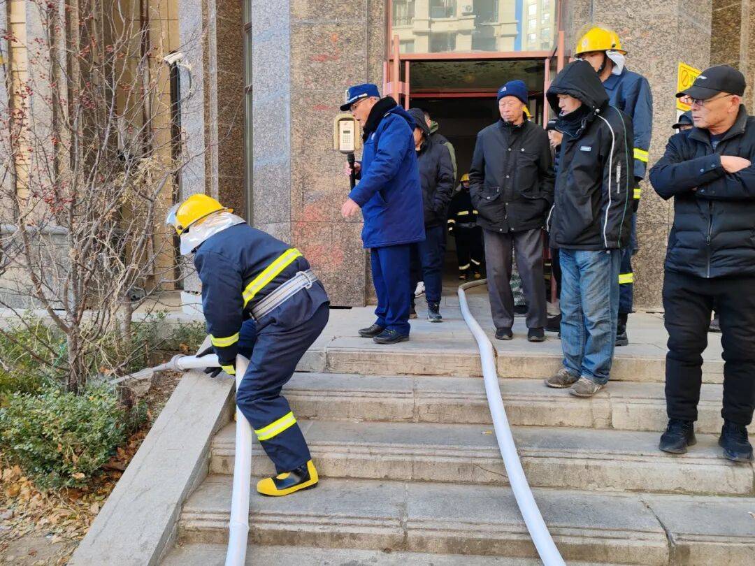 皇冠app_【高层建筑专项整治】大连市金普新区持续开展高层建筑隐患排查整治行动