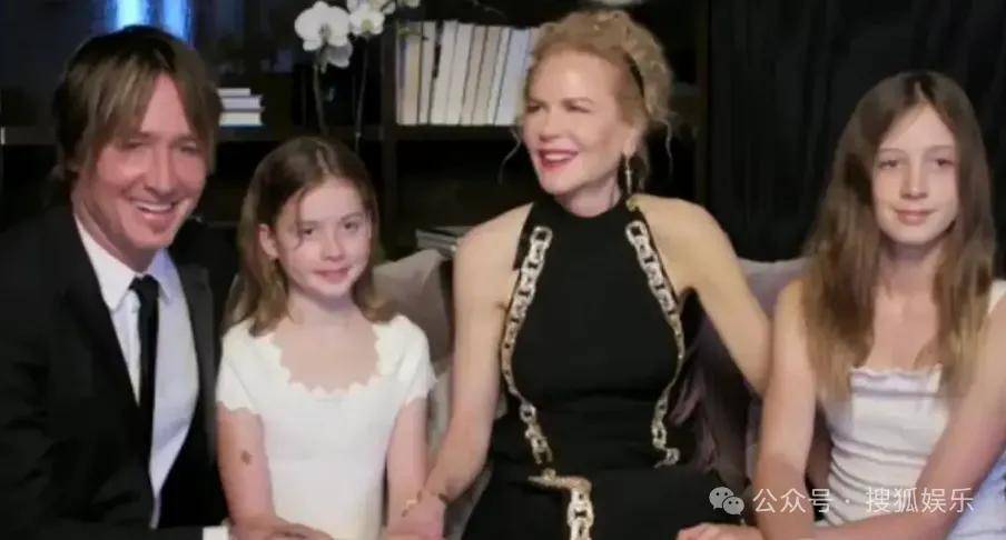 皇冠足球平台申请_终究还是离婚了皇冠足球平台申请！这样的结果已经算体面了吧！