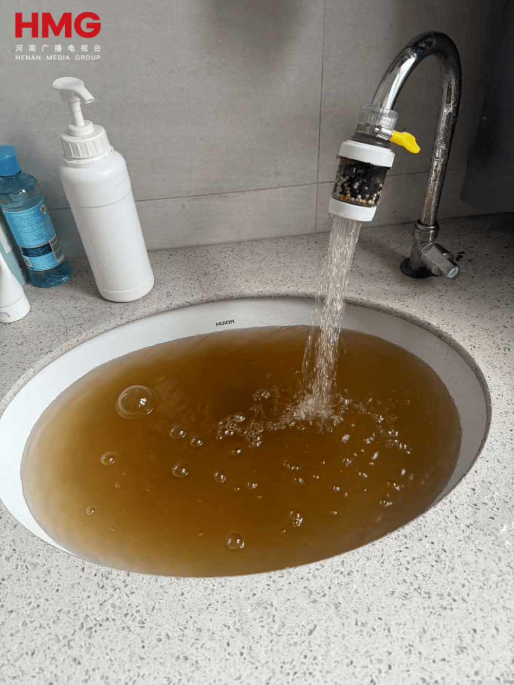 世界杯代理注册
_生花生米黄曲霉毒素超标11倍世界杯代理注册
,河南一高校食堂被市监局通报,学生无奈点外卖,离职员工:后勤公司代管食堂,人手不足;校方回应