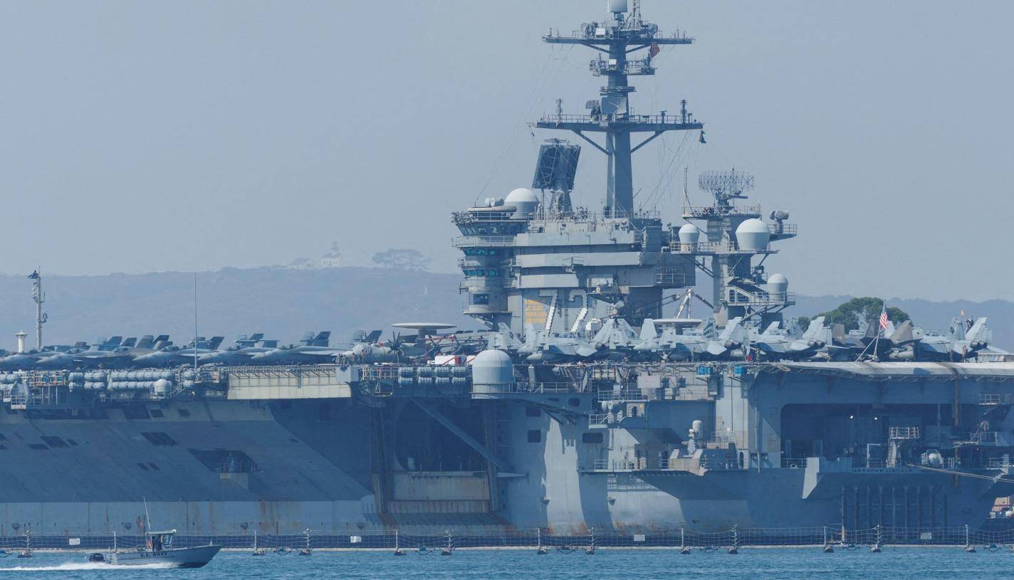 皇冠登3管理出租 _伊朗4枚弹道导弹“突袭”美军航母皇冠登3管理出租 ，却变成一场“昂贵的烟花秀”